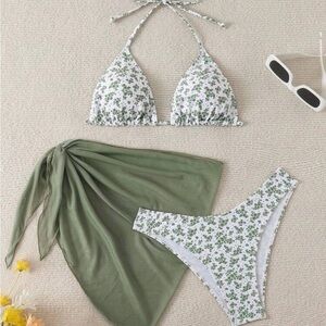 SHEIN Green Floral Bikini Set
